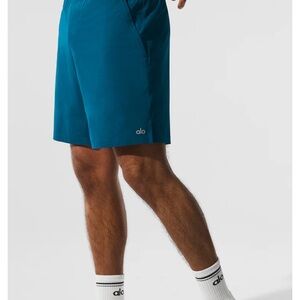 ALO Yoga Men’s 7” Repetition Teal Shorts